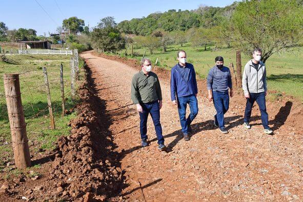 Comunidade da Barca dos Gabriel comemora melhorias