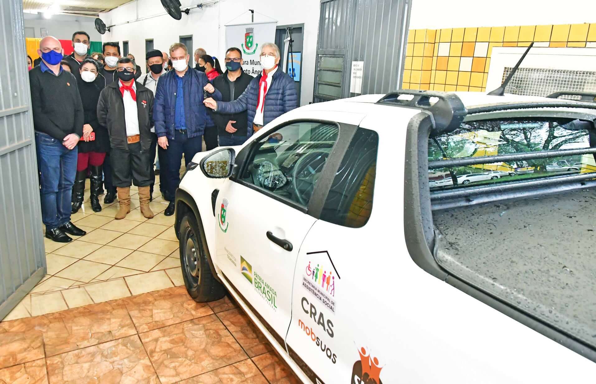 Secretaria de Desenvolvimento Social recebe novo veículo