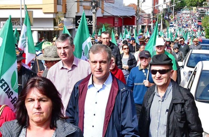 Prefeito reconhece como justas as reivindicações das entidades sindicais do setor primário