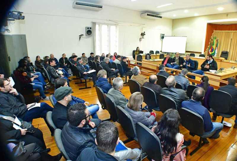 Sociedade debate zoneamento urbano e desenvolvimento econômico