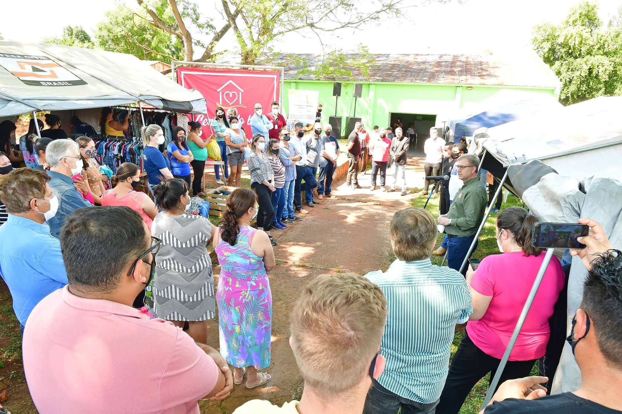 Governo Municipal entrega obras e melhorias ao Bairro Santa Bárbara