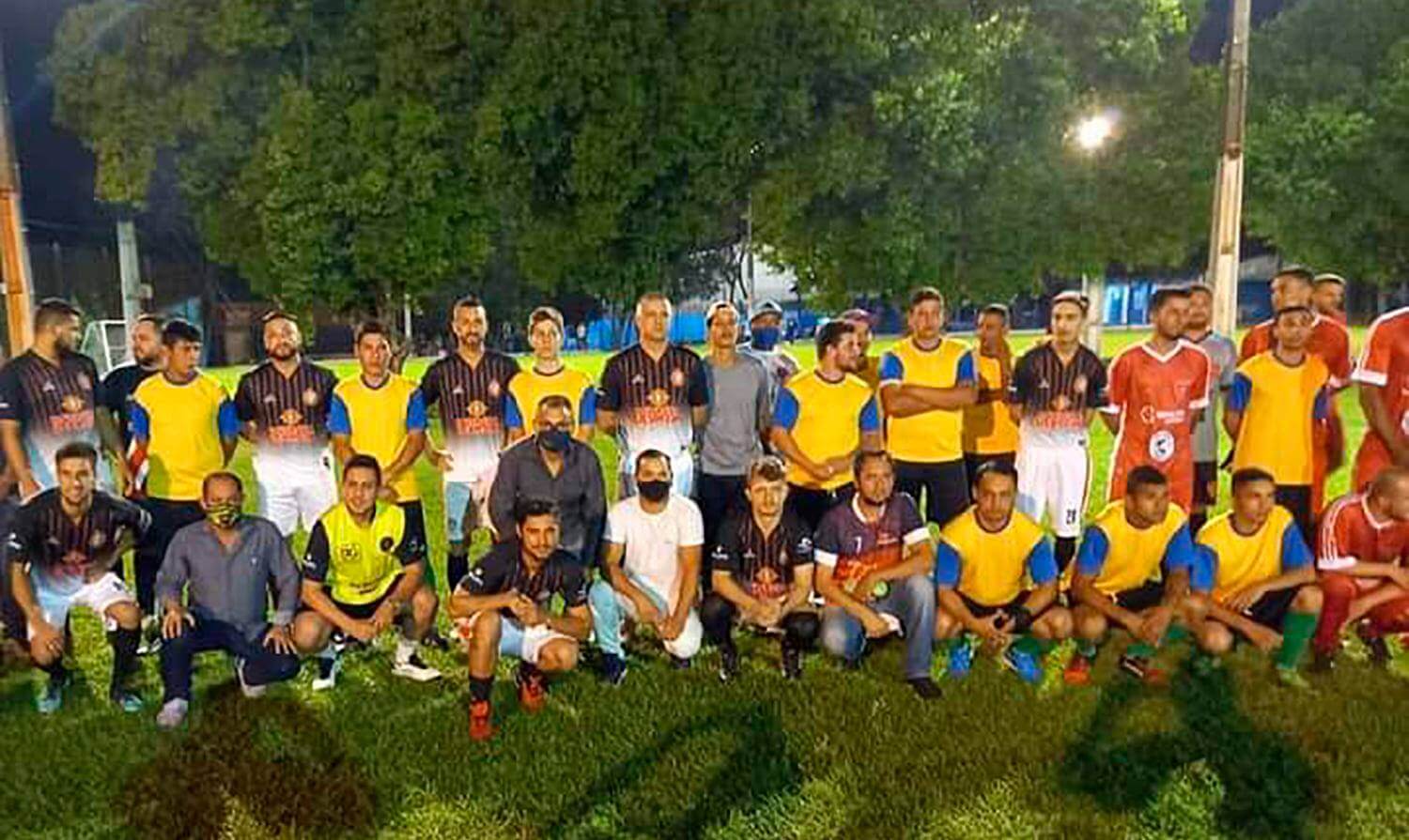 Taça Hélio Costa abre com duas goleadas