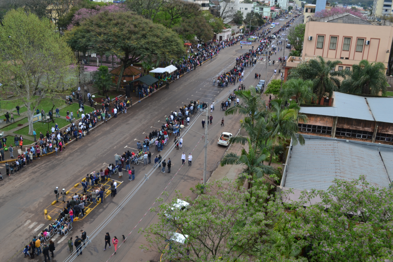 Desfile Militar e das Entidades marca o 7 de Setembro em Santo Ângelo