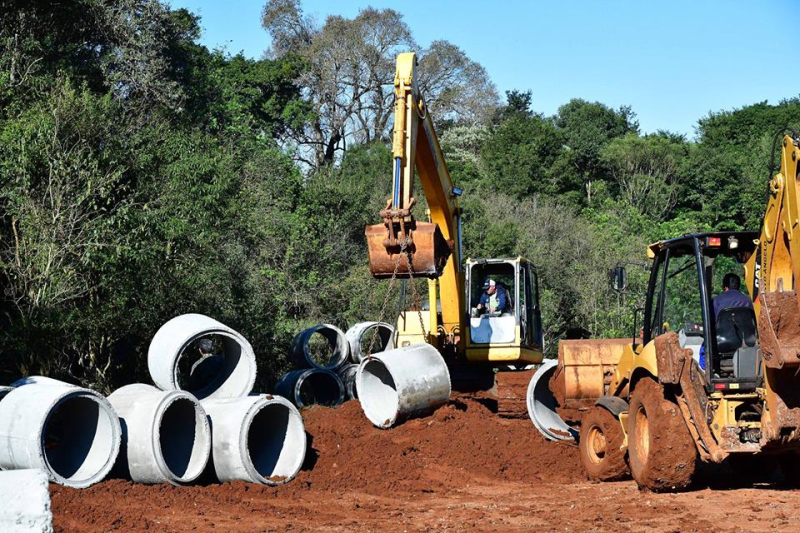 Município inicia obras de drenagem no Bairro Vera Cruz