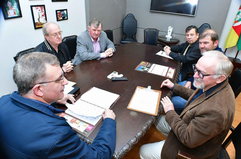 Município confirma apoio à Festa do Colono e Motorista da Buriti