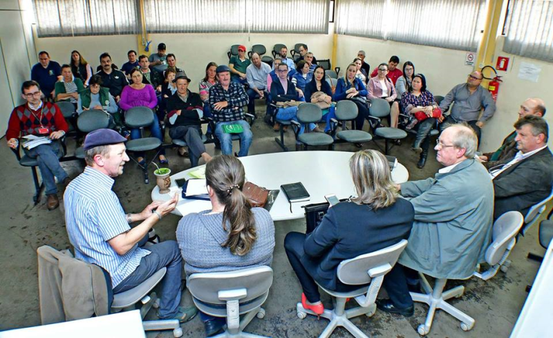 Encontro debate a expansão de agroindústrias