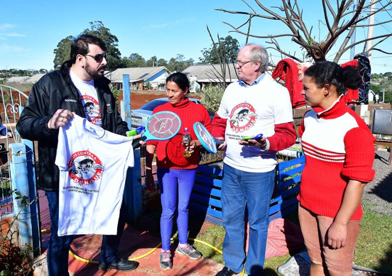 Secretaria de Habitação realiza ação conjunta de prevenção à dengue