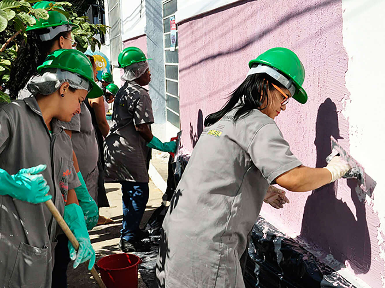 Projeto qualificará mulheres para a construção civil