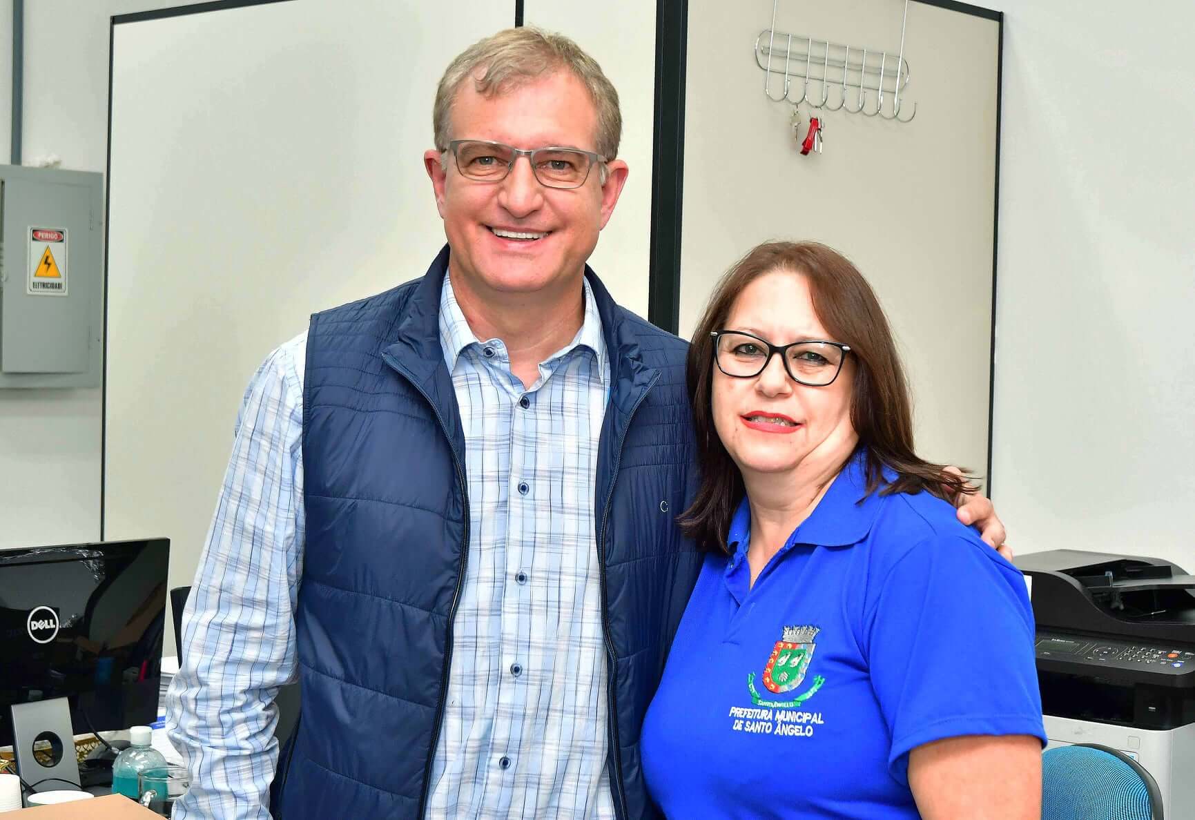 Emoção e gratidão marcam despedida de servidora 