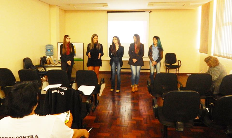 Agentes de saúde recebem capacitação sobre violência contra a mulher