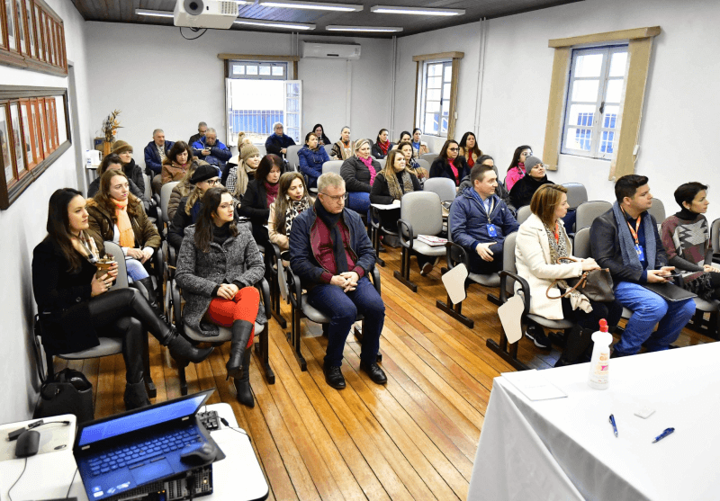 Diretores da Rede Municipal participam de Oficina do Ecossistema de Educação Empreendedora
