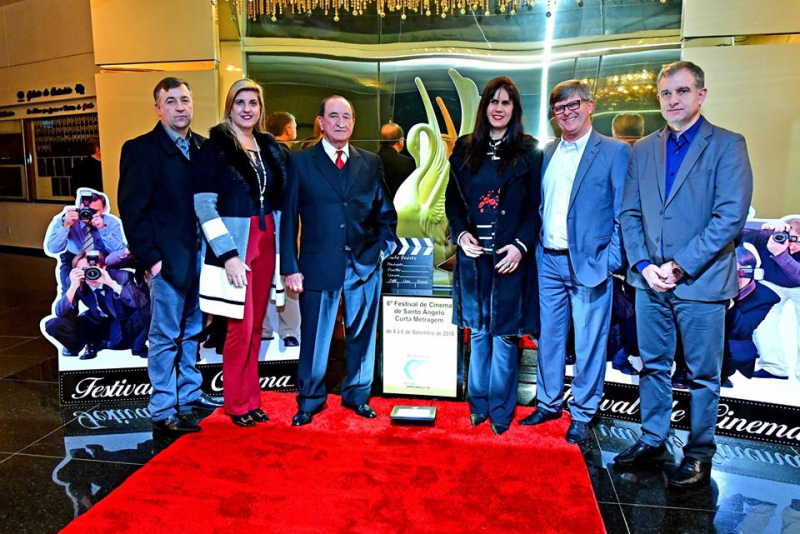 Prefeito prestigia o Festival de Cinema do Clube Gaúcho