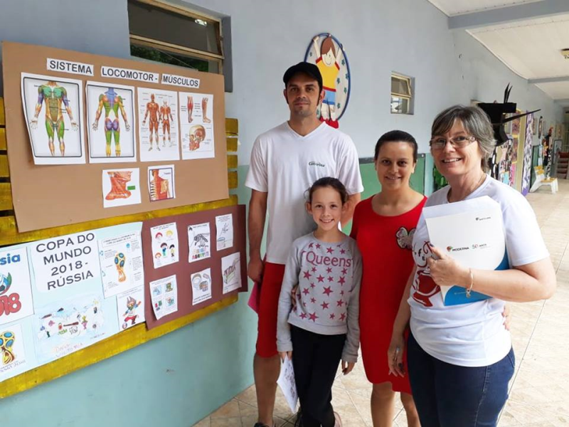 “Dia da Família na Escola” envolveu comunidade do Bairro Castelarin