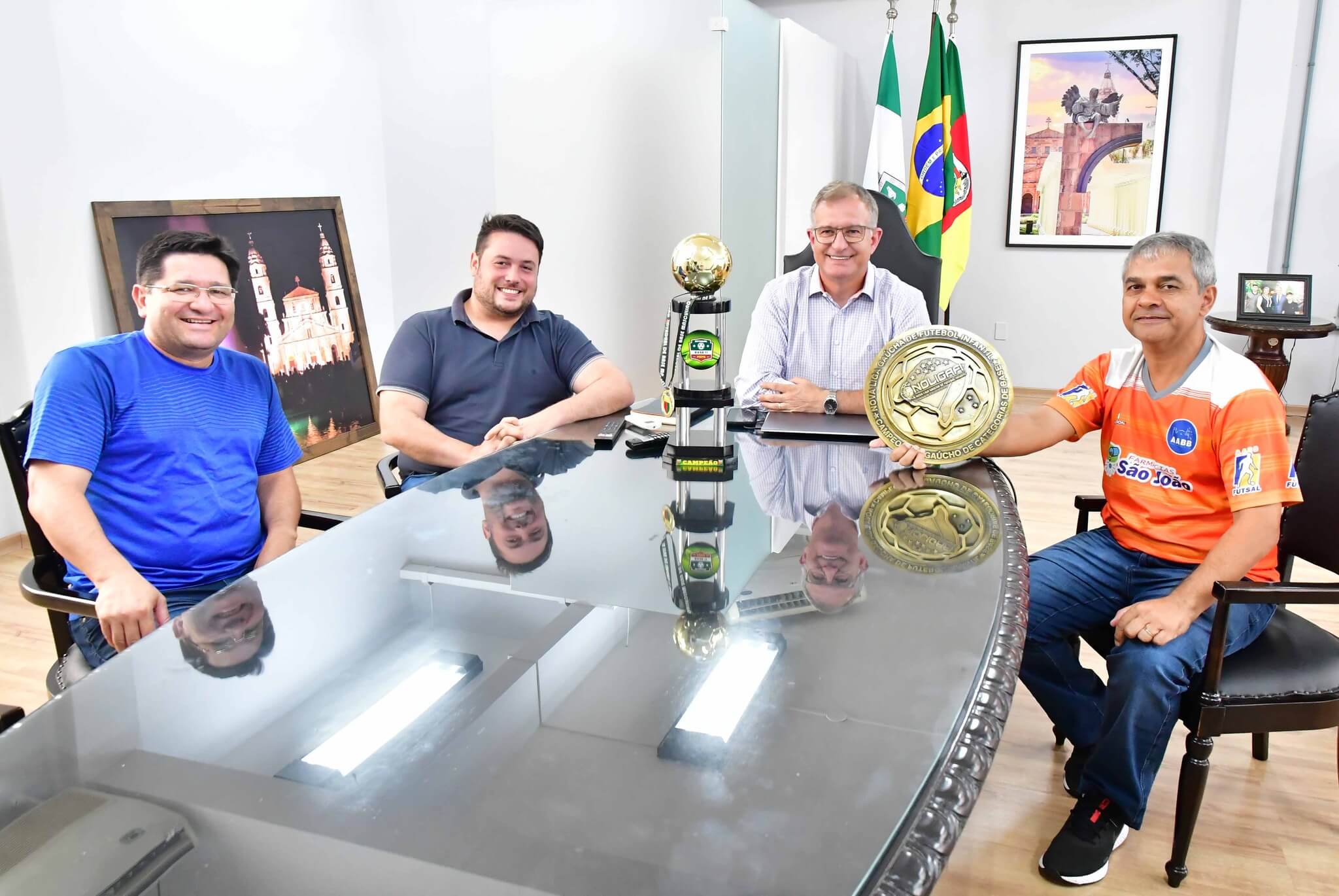 Santo Ângelo é destaque estadual no futebol e futsal infantil