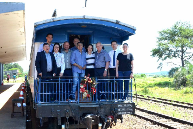 Trem da História debate regionalização do projeto
