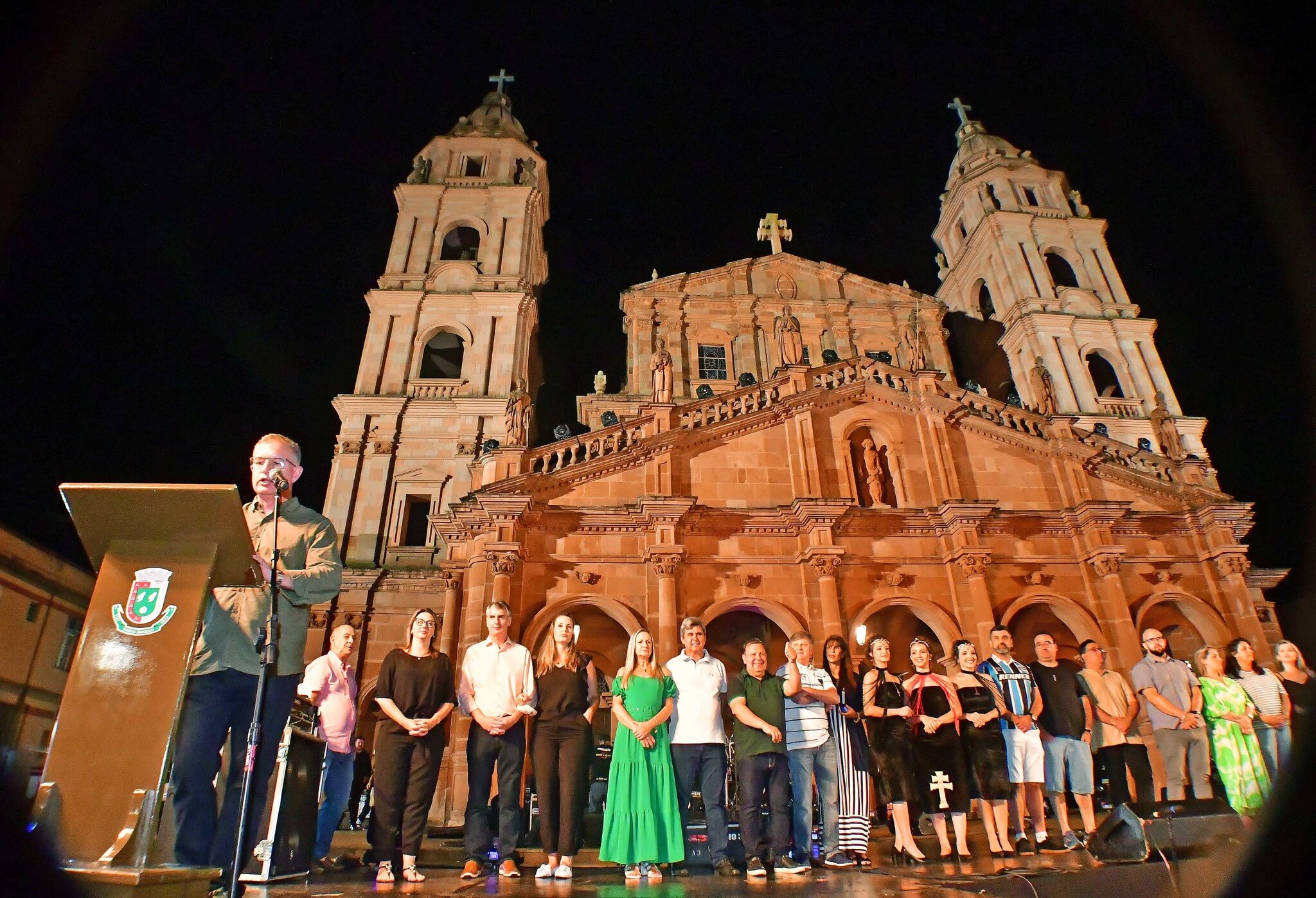 População comemora os 150 anos com grande festa no Centro Histórico