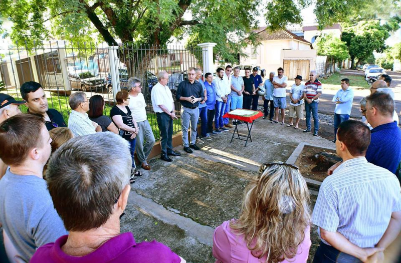 Governo Municipal autoriza revitalização de 67 quadras de asfalto