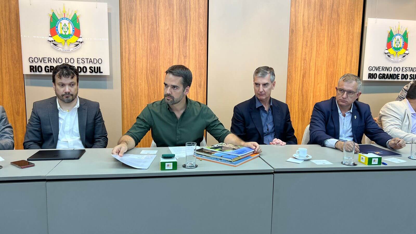 Lideranças pedem ao governador mais diálogo