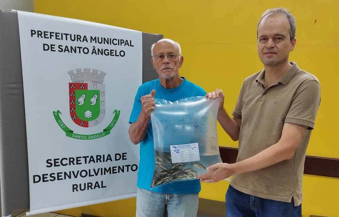 Secretaria de Desenvolvimento Rural entrega alevinos