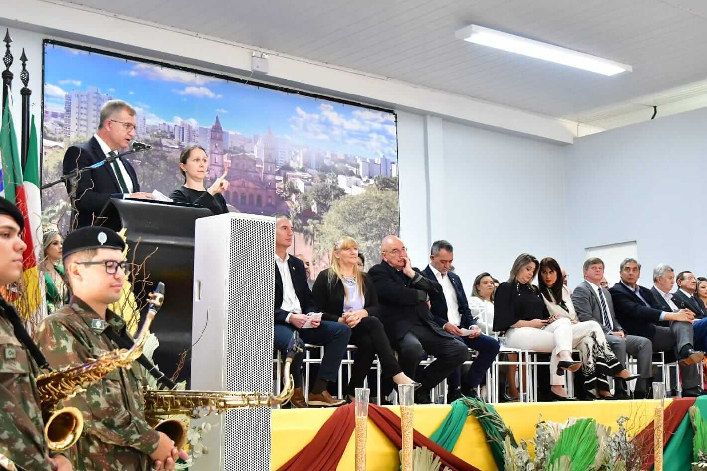 Fenamilho Internacional abre em clima de otimismo