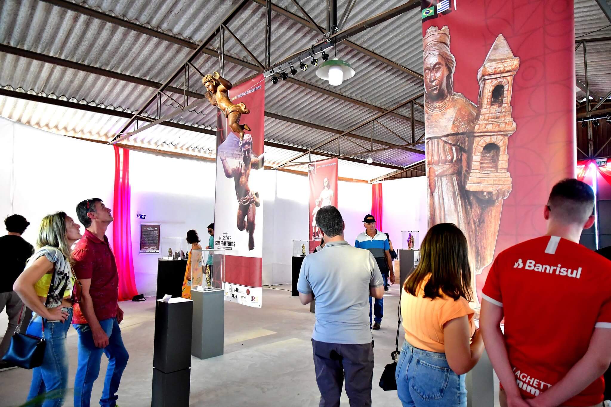 Pavilhão da Cultura recebeu visitantes de seis países