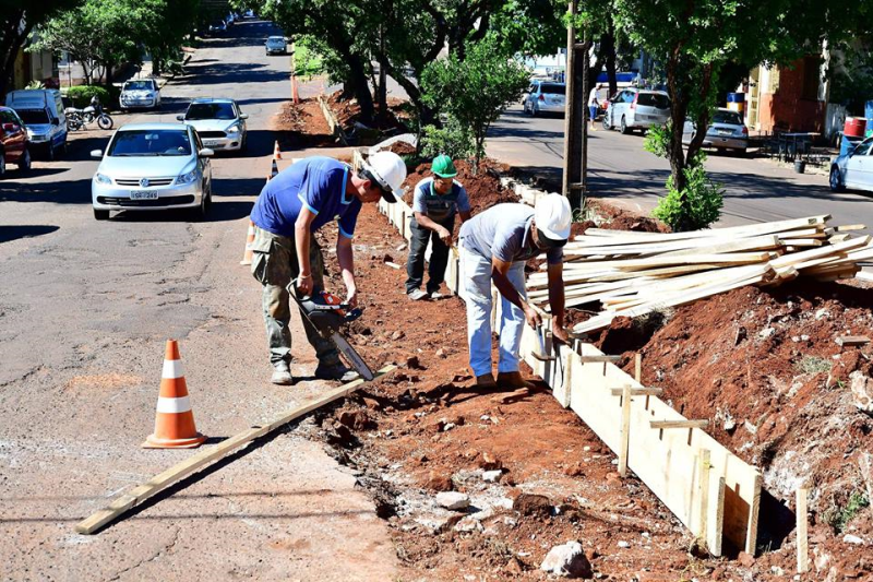 Obra da ciclovia está em fase de concretagem