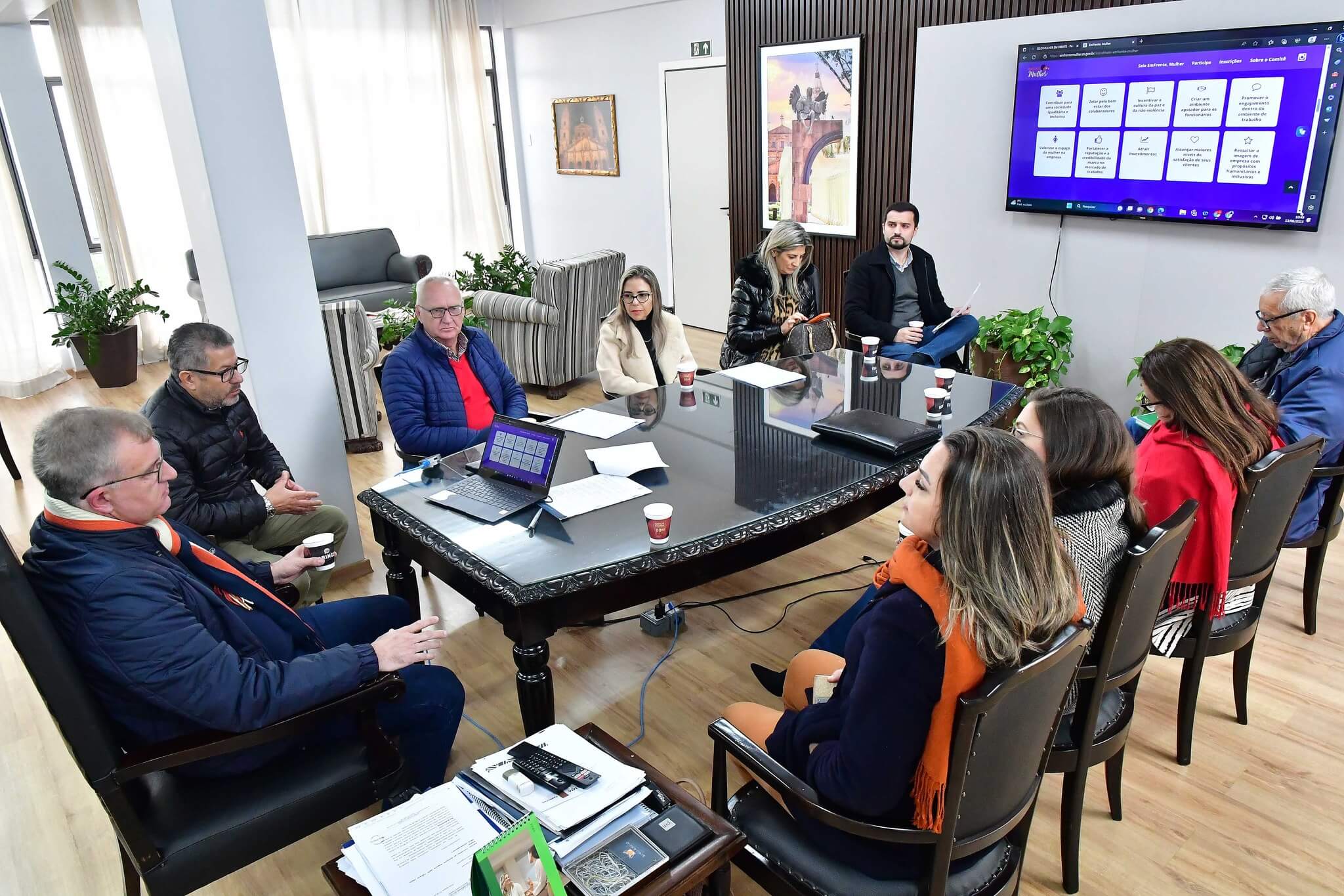 Santo Ângelo institui selo que incentiva a equidade de gênero nas empresas 