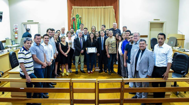 Secretaria Municipal de Cultura recebe homenagem da Câmara de Vereadores