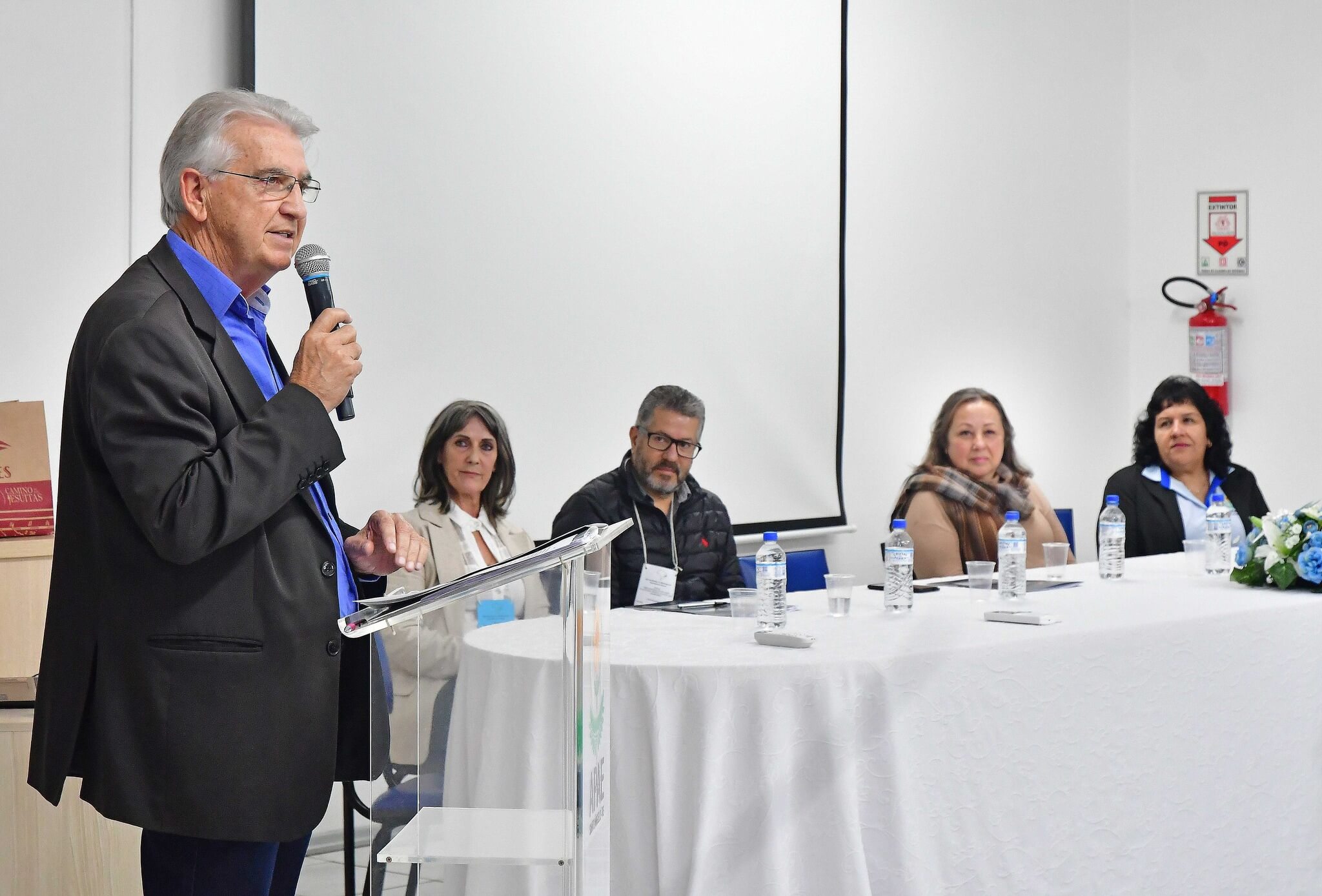 Conferência debate futuro do Sistema Único de Assistência Social