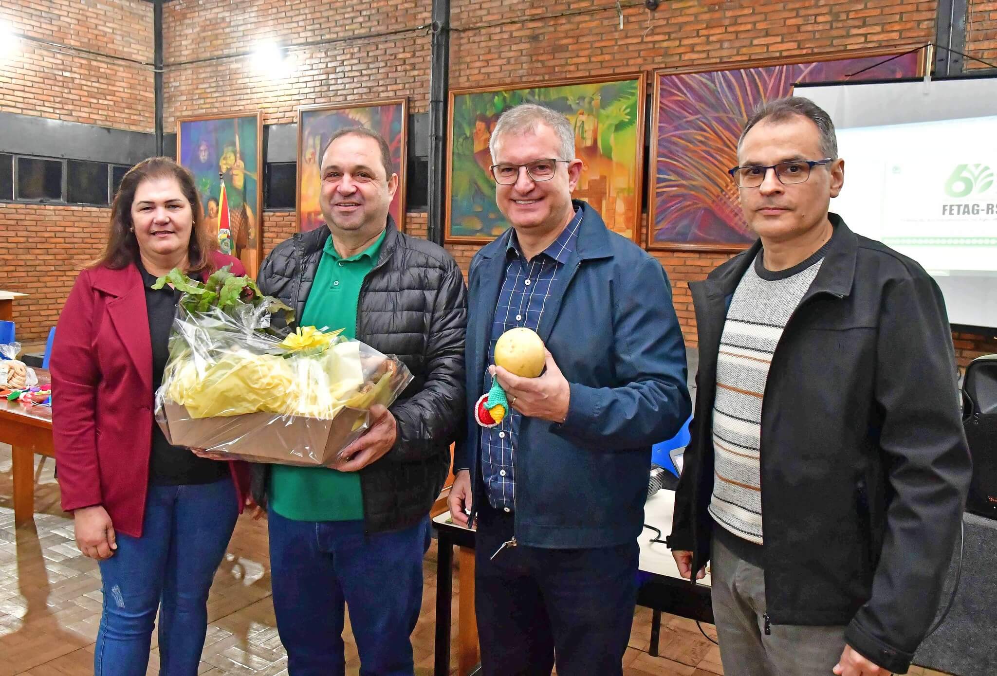 Conferência debate futuro da agricultura familiar