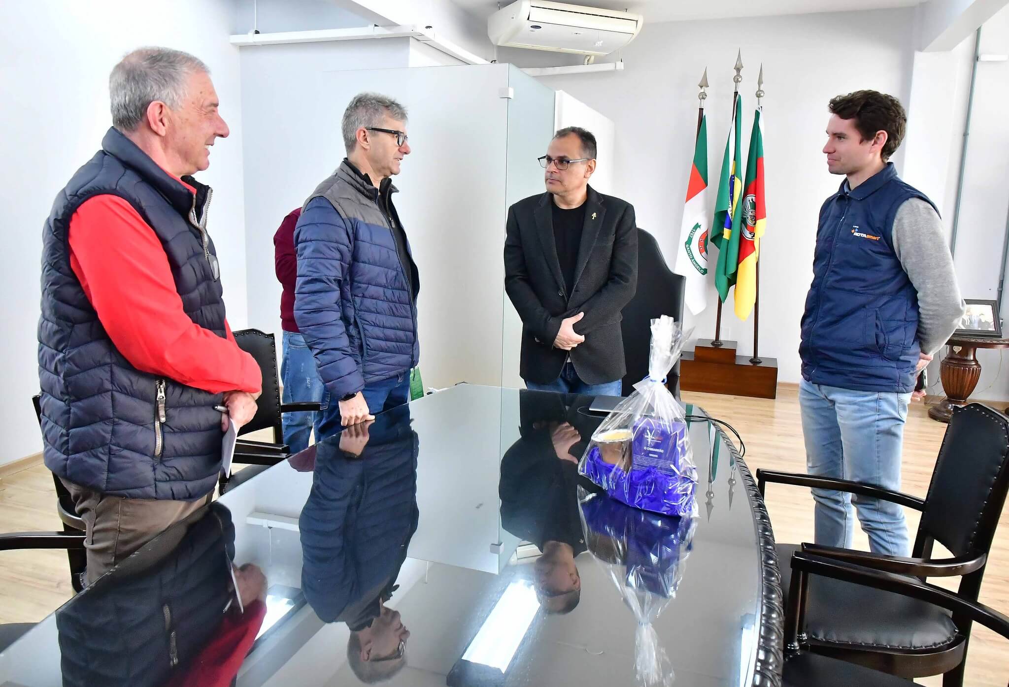 Empresários convidam vice-prefeito para inauguração da Rota Smart