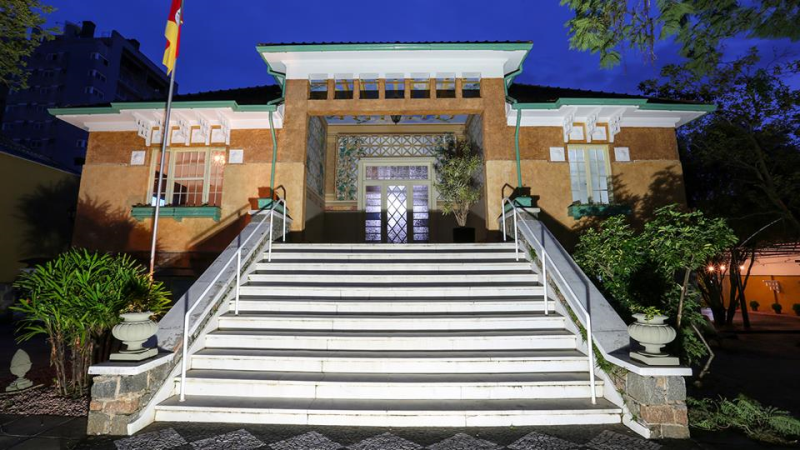 O Bairrista promove lançamento da FENAMILHO Internacional em Porto Alegre