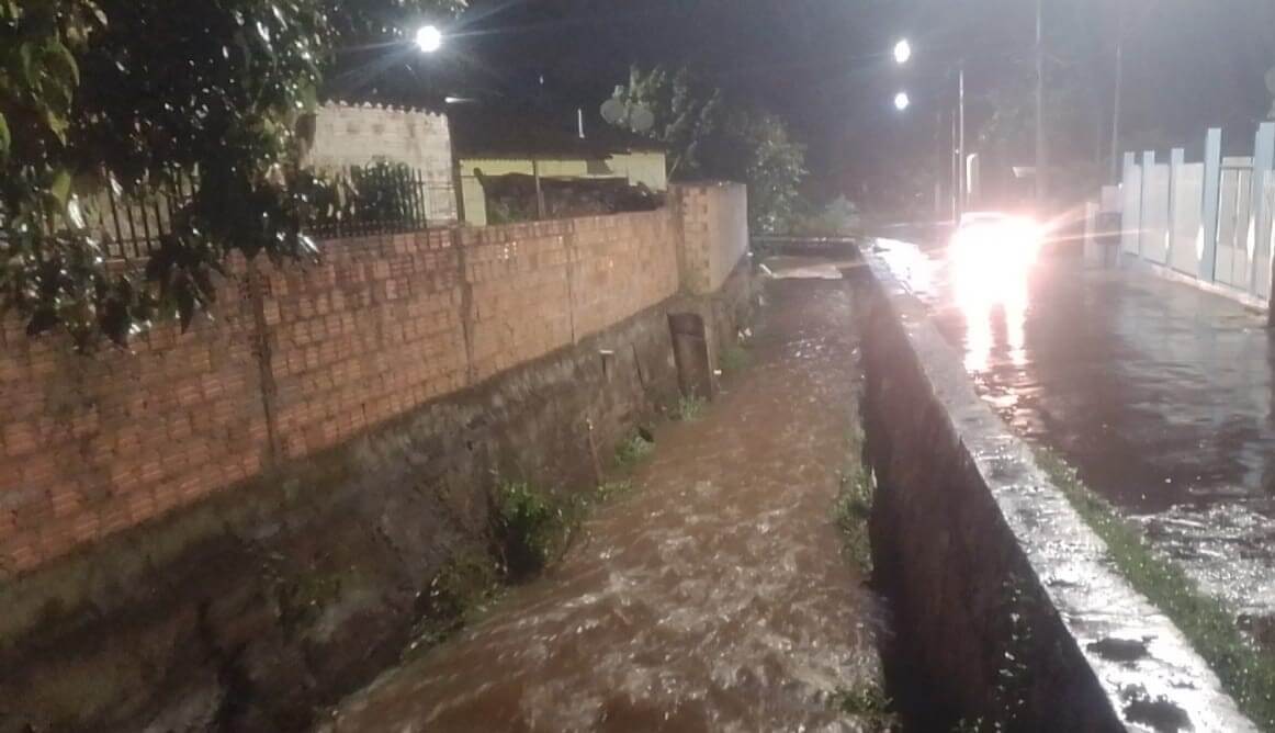 Chuva atingiu 90 milímetros nas últimas 12 horas