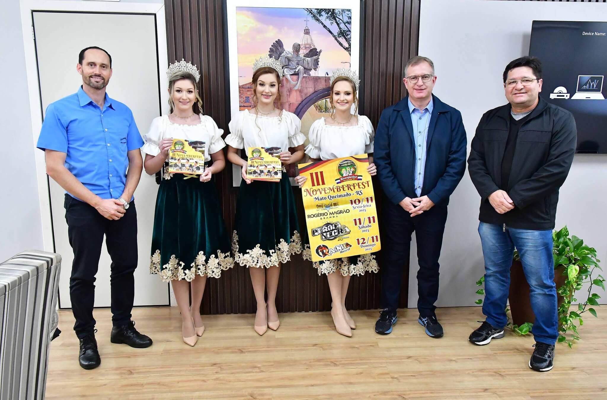 Comitiva da 3ª Novemberfest de Mato Queimado visita Executivo