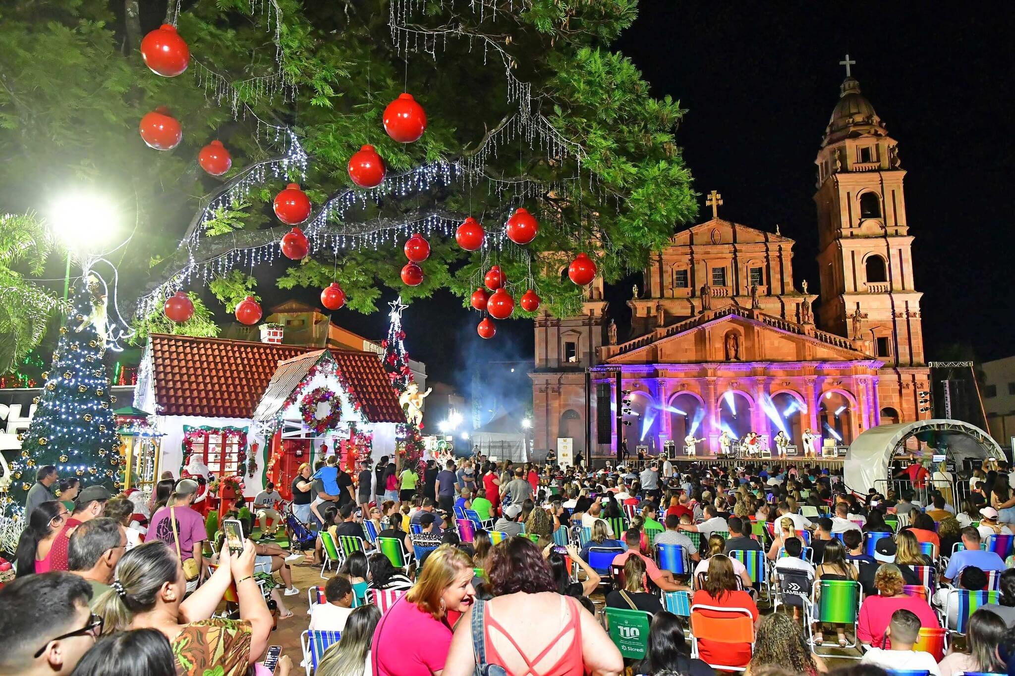 Show do Tchê Guri encerra o Natal Cidade dos Anjos