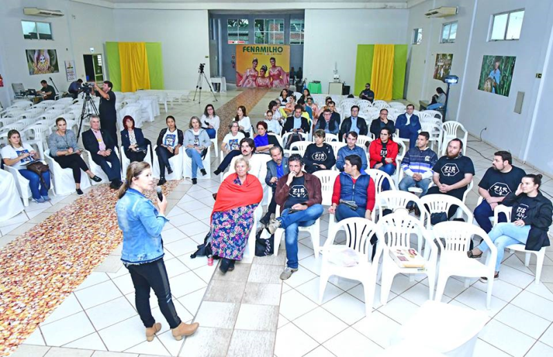 ZISSAN é apresentada na FENAMILHO INTERNACIONAL com palestra de Marc Weiss