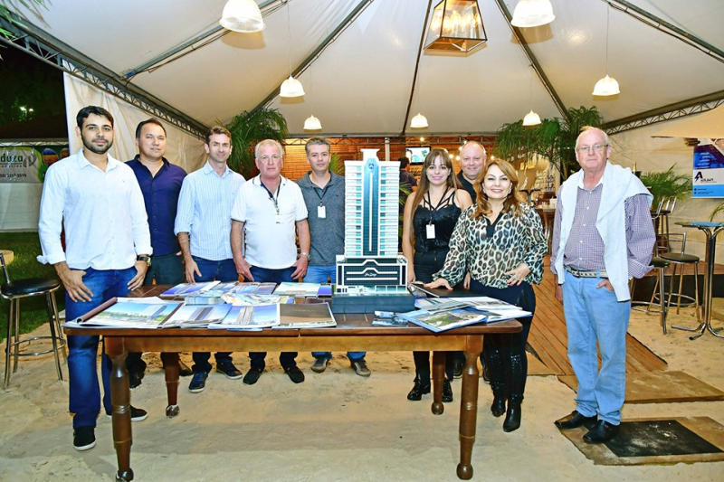 Governo Municipal presente em evento da Imobiliária Nova Era na FENAMILHO