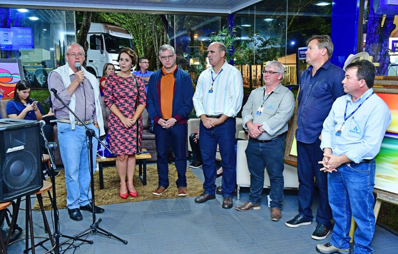 Banrisul assina contratos de crédito rural superior a R$ 1,5 milhão