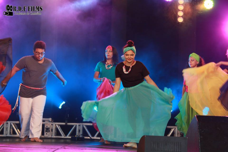 Apresentações artísticas no última dia de FENAMILHO Internacional