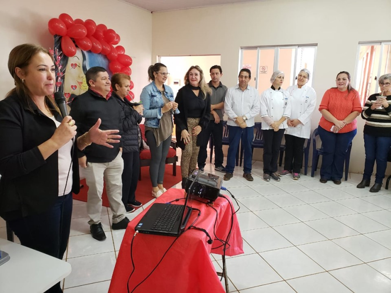 CRAS realizam confraternizações para comemorar o dia das mães