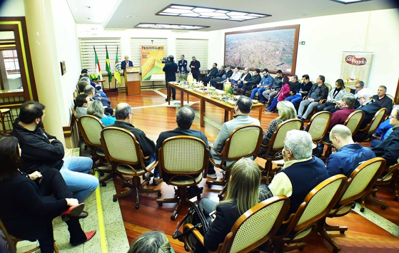 Hesse encerra gestão na FENAMILHO com dinheiro em caixa e dívidas quitadas