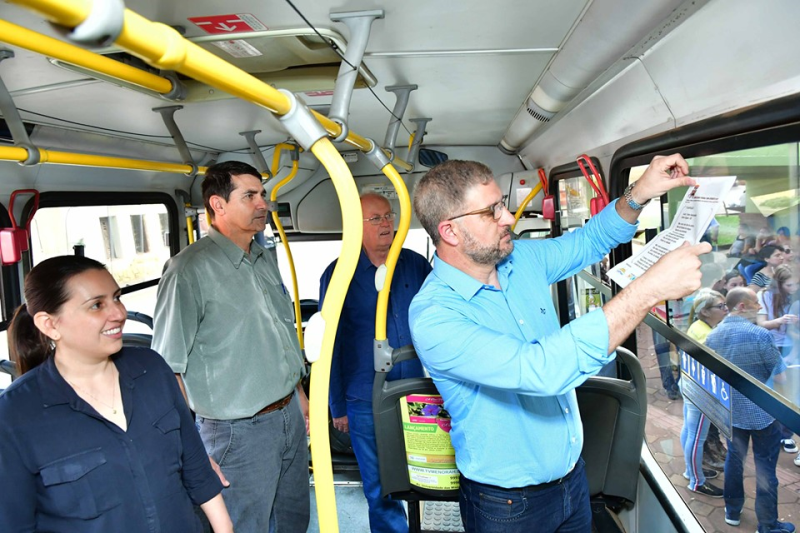 Entregue premiação do Concurso Poema nos Ônibus