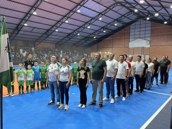 INAUGURA&Ccedil;&Atilde;O DO GIN&Aacute;SIO MUNICIPAL DE ESPORTES ACONTECEU NA SEXTA-FEIRA