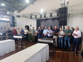 Entrega de Mo&ccedil;&atilde;o de Congratula&ccedil;&otilde;es para a Sociedade Tiradentes - Vila Salto