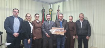 Prefeito Pasquetti recebe Juiz Diretor do Foro para tratar de parceria no enfrentamento &agrave; viol&ecirc;ncia dom&eacute;stica