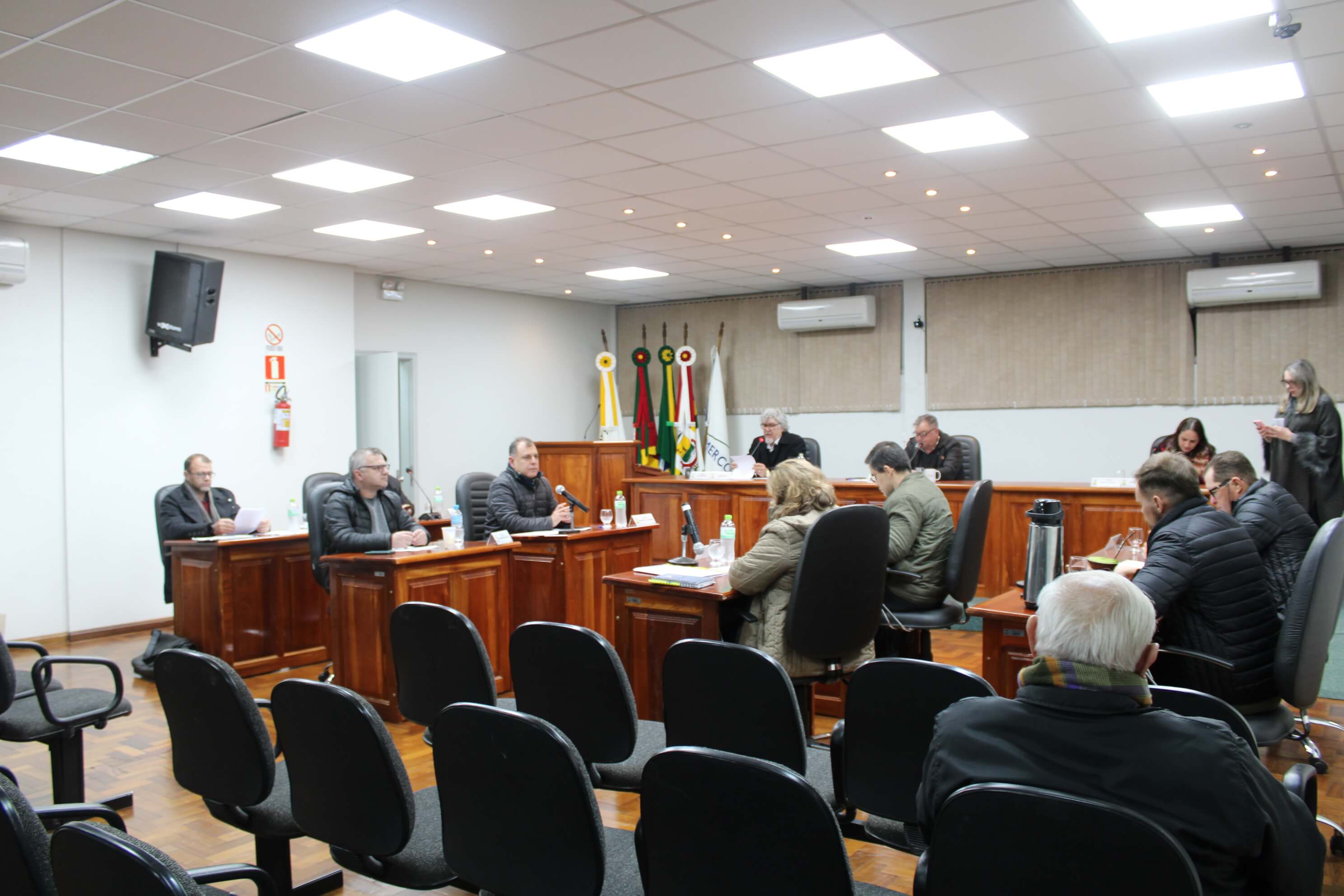 HORÁRIO DAS SESSÕES FICA ALTERADO VISANDO ADEQUAÇÃO AO CALENDÁRIO ELEITORAL