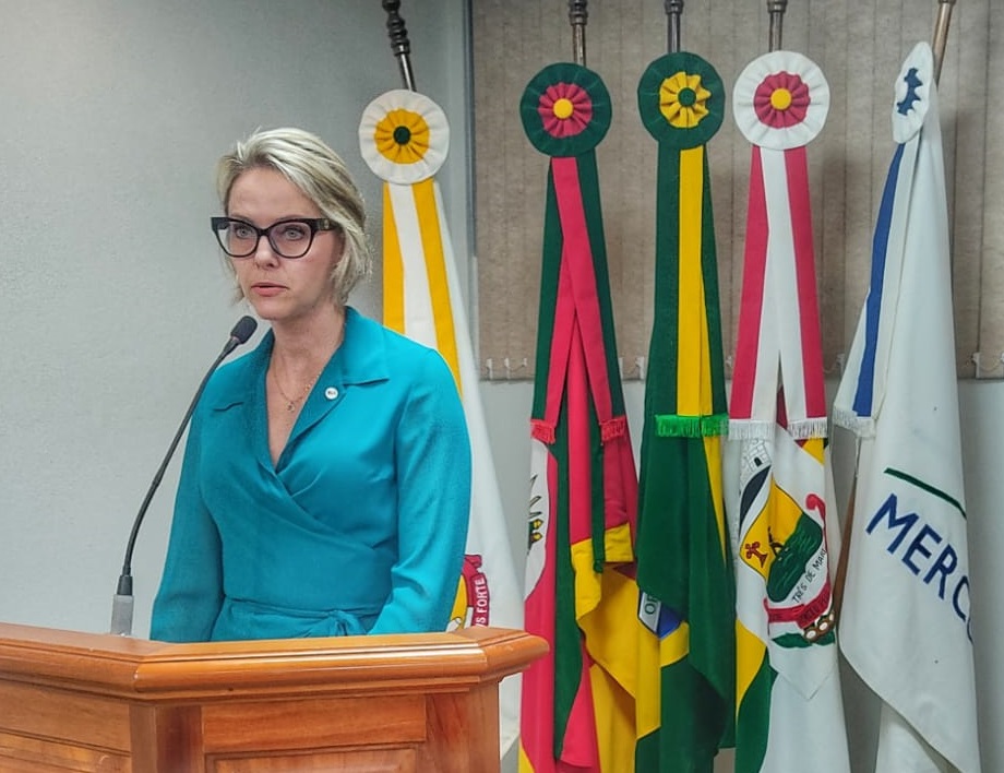 OAB SUBSEÇÃO DE TRÊS DE MAIO OCUPA TRIBUNA LIVRE E ANUNCIA IMPORTANTE CONVÊNIO ENTRE OAB, SETREM E LEGISLATIVO