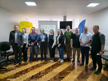 <p><strong>C&acirc;mara promove reuni&atilde;o de esclarecimentos com o Hospital S&atilde;o Vicente: foco em urg&ecirc;ncia/emerg&ecirc;ncia e regras de contrata&ccedil;&atilde;o m&eacute;dica </strong></p>