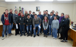 A Câmara Municipal de Vereadores de Chuvisca, recebeu a visita dos alunos da Eja da Escola Santa Luzia na 108ª Sessão Ordinária.