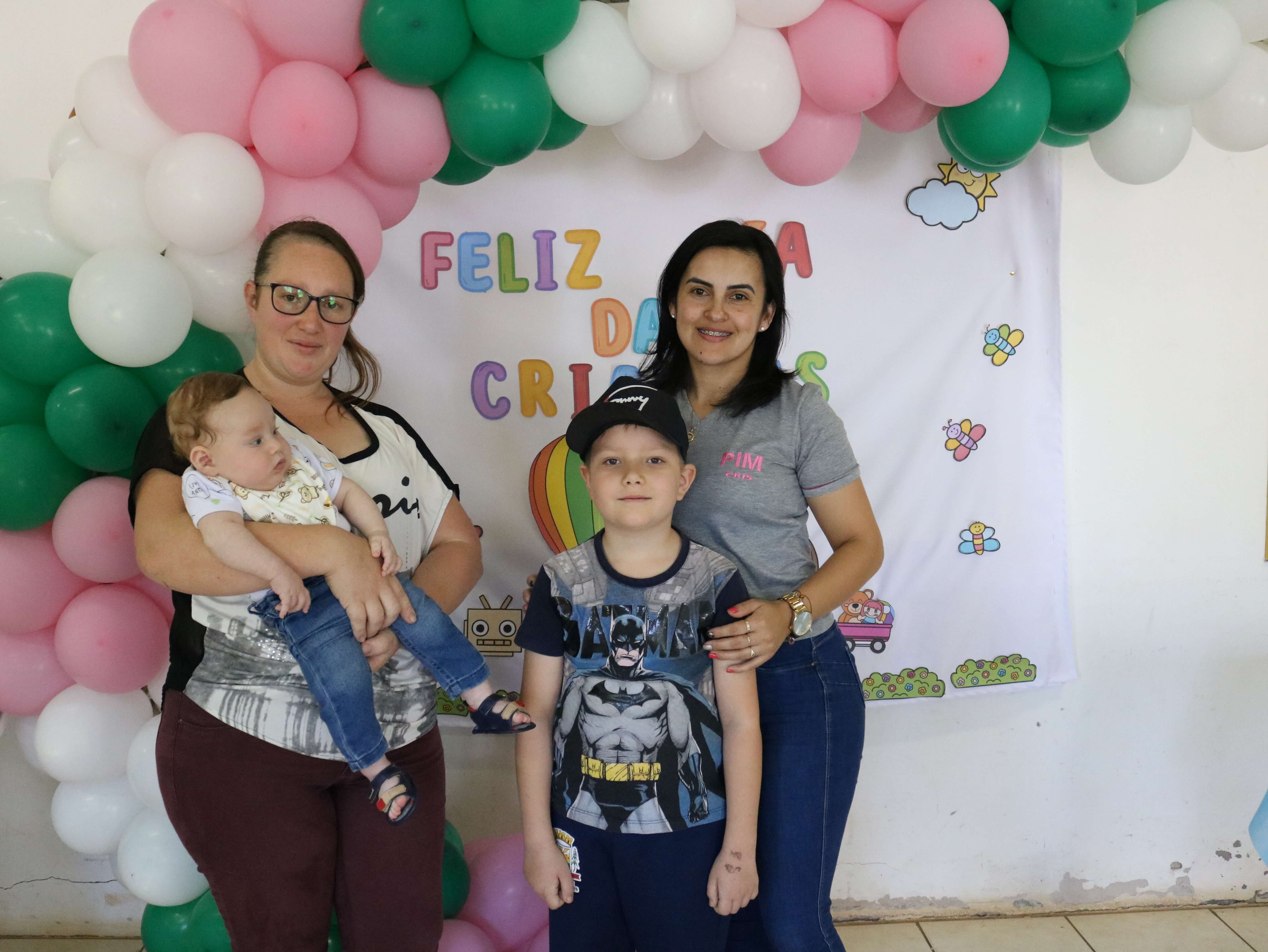 PRIMEIRA INFÂNCIA MELHOR PROMOVE FESTIVIDADES DE DIA DAS CRIANÇAS